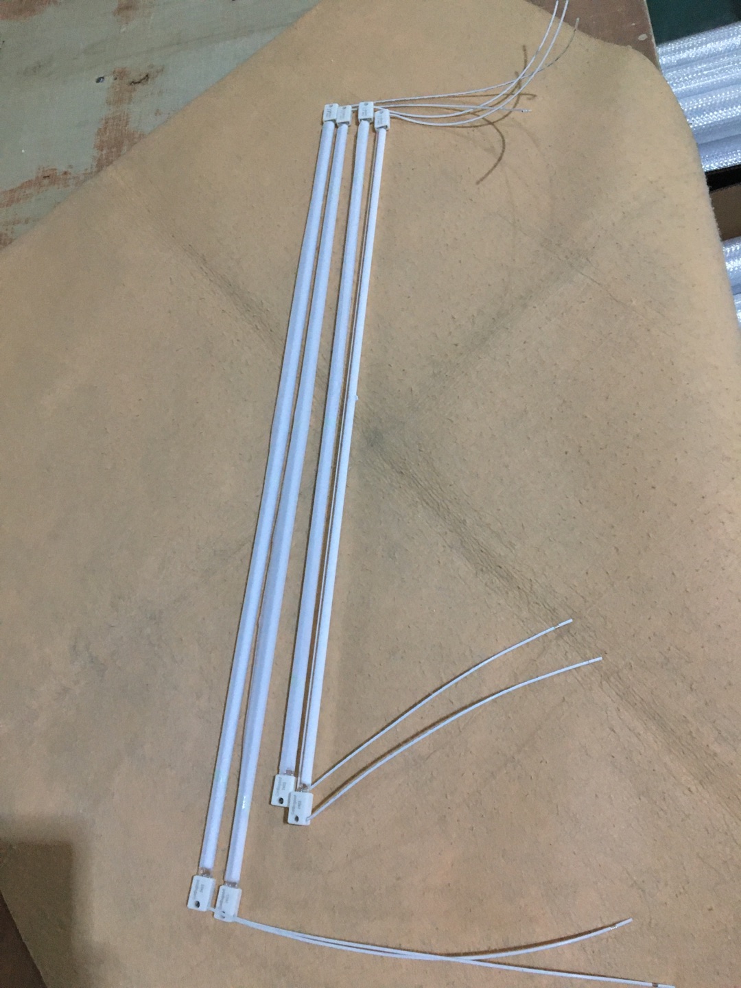 225mm 230v 1100w halogen heat lamp