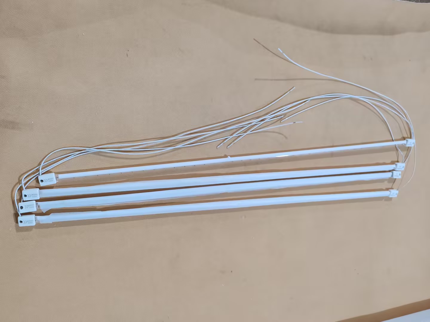 halogen heating pipe